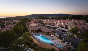 Seabrook at Bear Brand in Dana Point, CA - Building Photo