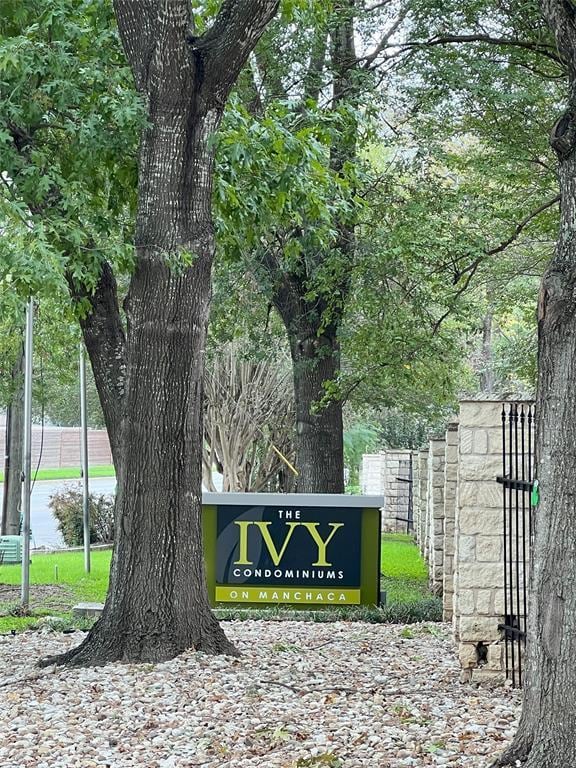 property at 3204 Menchaca Rd