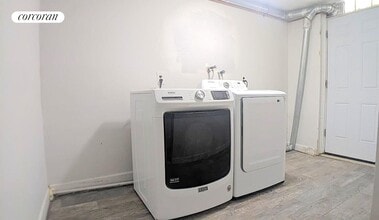 240 E 92nd St in Brooklyn, NY - Building Photo - Building Photo