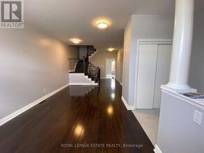 3745 Kingston Rd in Toronto, ON - Building Photo - Building Photo