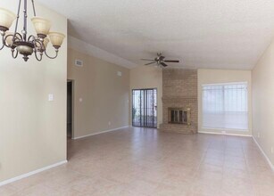 11807 Dellfern Ct in Houston, TX - Building Photo - Building Photo