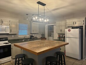 1320 Pine St in Columbia, SC - Building Photo - Building Photo