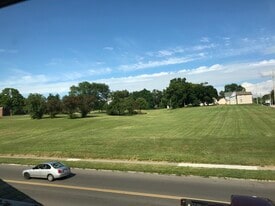 219 S Western Ave, Unit 219.5 in Springfield, OH - Building Photo