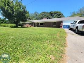 1397 North Carolina Hwy 105 Bypass in Boone, NC - Building Photo