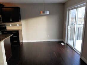 2004-2004 Trumpeter Way NW in Edmonton, AB - Building Photo - Building Photo