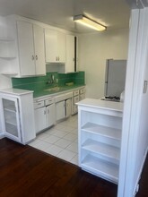 5707 San Vicente Blvd, Unit #5 in Los Angeles, CA - Building Photo - Building Photo