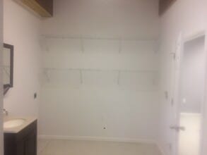 208 Center St in Wimbledon, ND - Foto de edificio - Building Photo