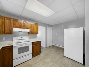 301 N Julian St in Ebensburg, PA - Foto de edificio - Building Photo