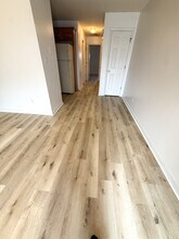 409 E Roosevelt Ave, Unit B in Muscle Shoals, AL - Foto de edificio - Building Photo