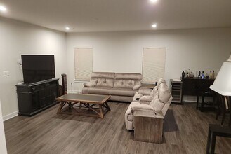 11273 Wheeler Ridge Dr in Manassas, VA - Building Photo - Building Photo