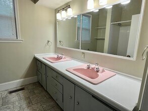 306 E Scarritt St in Springfield, IL - Building Photo - Building Photo