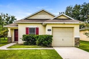 957 Wynfield Cir in St. Augustine, FL - Building Photo