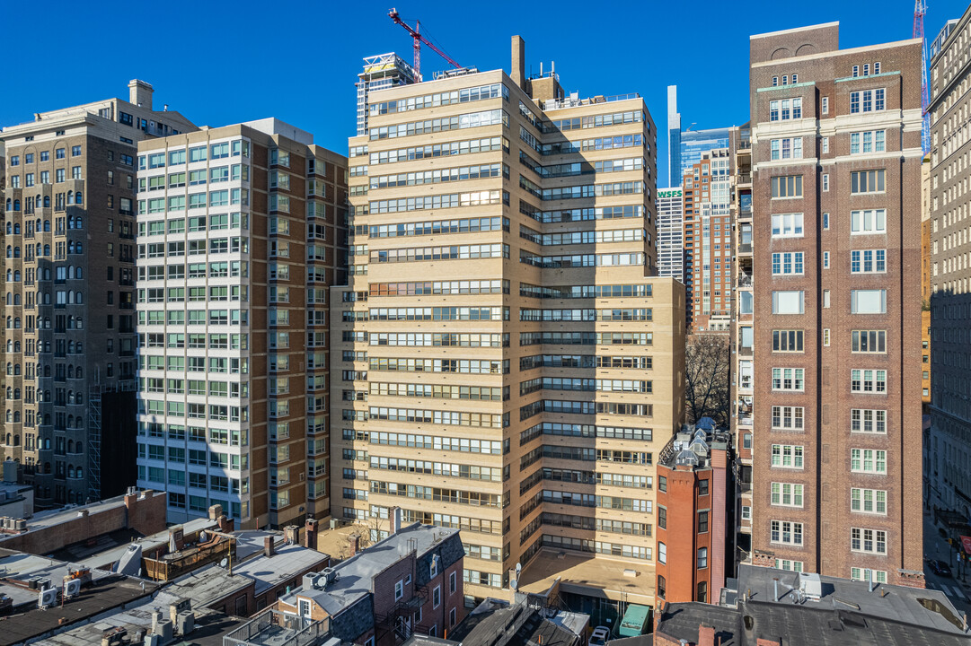 Rittenhouse Savoy in Philadelphia, PA - Building Photo