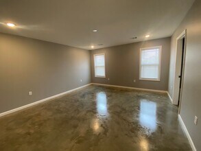 2011 Maurice St in Jonesboro, AR - Building Photo - Building Photo