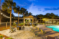 Riverland Woods in Charleston, SC - Foto de edificio - Building Photo