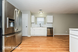 140 Carrera Rd in Stockbridge, GA - Building Photo - Building Photo