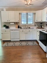 225 Grouse Dr in McGaheysville, VA - Foto de edificio - Building Photo