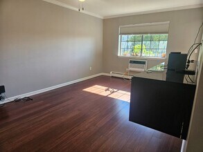 50 Donna Ct in Staten Island, NY - Building Photo - Building Photo