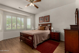 15027 W Home Run Dr in Surprise, AZ - Foto de edificio - Building Photo