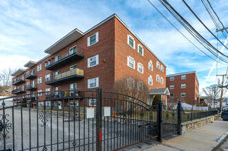 Neponset Place Condos in Boston, MA - Building Photo - Building Photo