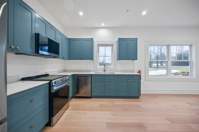 1209 Littleton Rd, Unit B