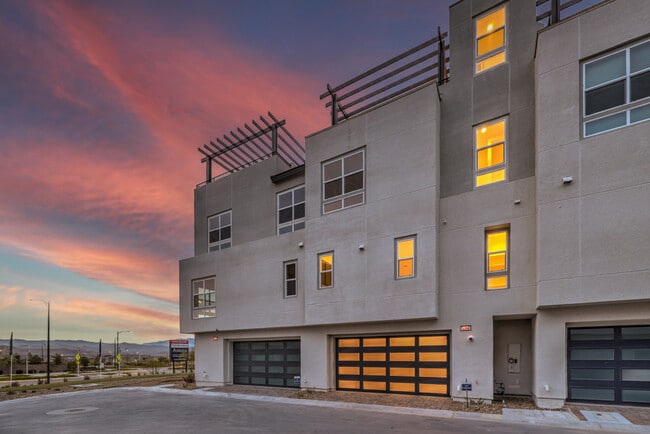 property at 3346 Esker Rdg Ave