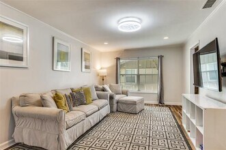 11021 Cactus Ln in Dallas, TX - Building Photo - Building Photo