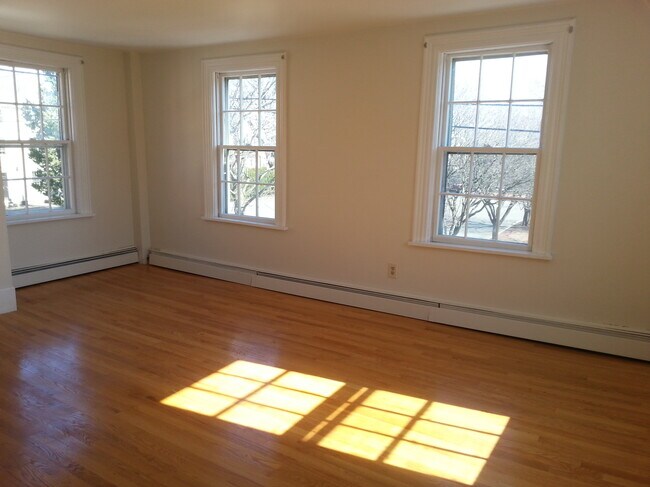 118 Derby St in Salem, MA - Foto de edificio - Building Photo
