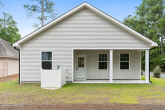 255 Wildwood St NW in Shallotte, NC - Building Photo - Building Photo