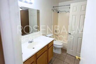 3313 W Harmont Dr in Phoenix, AZ - Building Photo - Building Photo