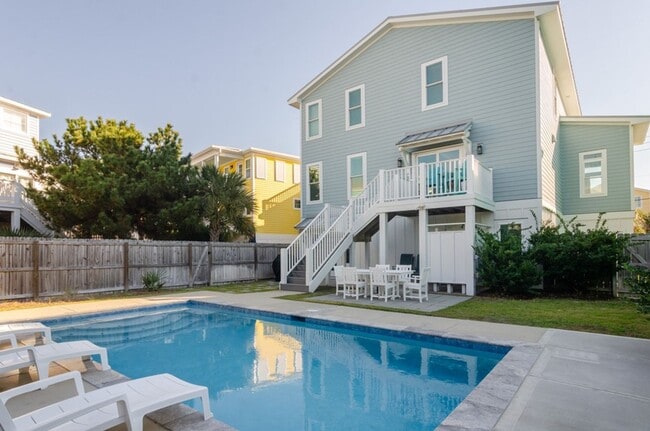 507 Fort Fisher Blvd N in Carolina Beach, NC - Building Photo - Building Photo