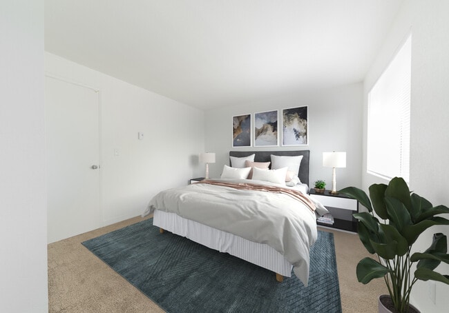 Honey Creek in Renton, WA - Building Photo - Building Photo