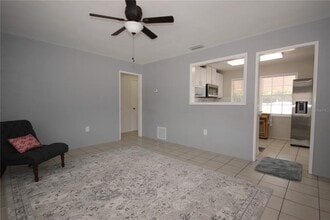 1415 Hamlet Ave in Clearwater, FL - Building Photo - Building Photo