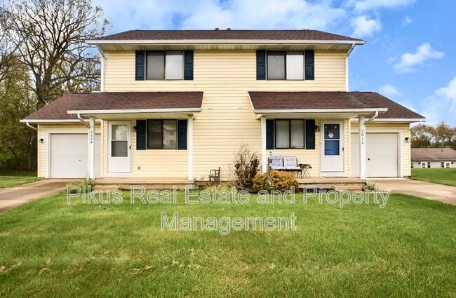 property at 2008 Redwing Dr