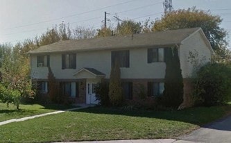 430 Echo Ln in Aurora, IL - Building Photo