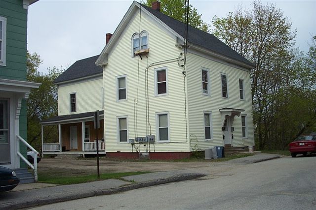 20 Temple St in Auburn, ME - Foto de edificio - Building Photo