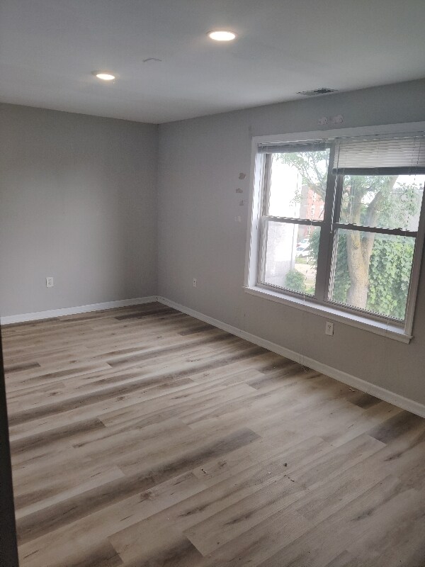 1621 W Oxford St in Philadelphia, PA - Foto de edificio - Building Photo