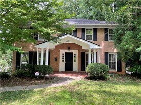 682 E Morningside Dr NE in Atlanta, GA - Building Photo