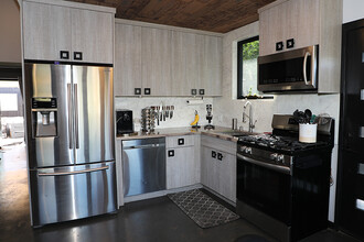11716 Exposition Blvd in Los Angeles, CA - Building Photo - Building Photo