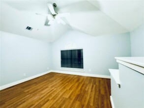 3501 Link Valley Dr. in Houston, TX - Building Photo - Building Photo