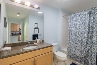 Cortland Mount Vernon in Washington, DC - Foto de edificio - Building Photo