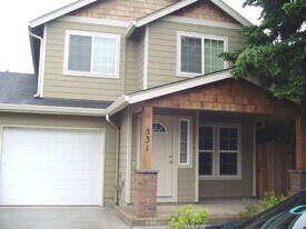 531 Helen St in Eugene, OR - Building Photo