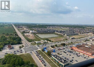 297-2297 Oak Walk Dr in Oakville, ON - Building Photo - Building Photo