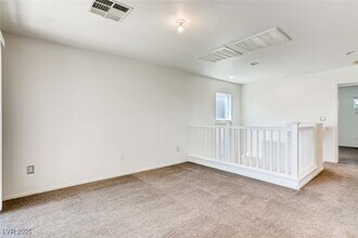 1735 Ferrell St in Las Vegas, NV - Building Photo - Building Photo