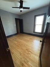 2516 S Brisbane Ave, Unit 2516 S Brisbane Ave in Milwaukee, WI - Foto de edificio - Building Photo