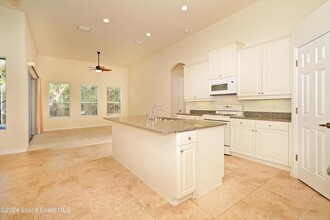 4449 Chastain Dr, Unit 306 in Melbourne, FL - Building Photo - Building Photo