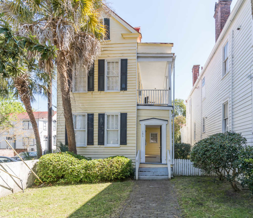 186 Rutledge Ave in Charleston, SC - Building Photo