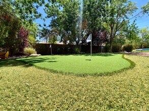 8870 Star Canyon Way in Las Vegas, NV - Building Photo - Building Photo