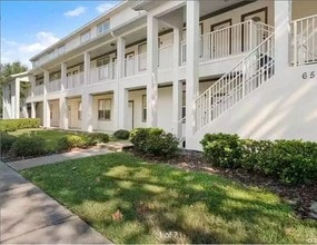 6519 W Newberry Rd, Unit A3 in Gainesville, FL - Foto de edificio - Building Photo