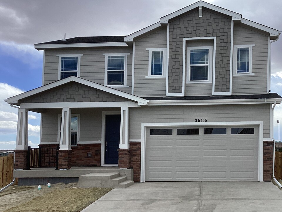 26116 E Calhoun Pl in Aurora, CO - Building Photo